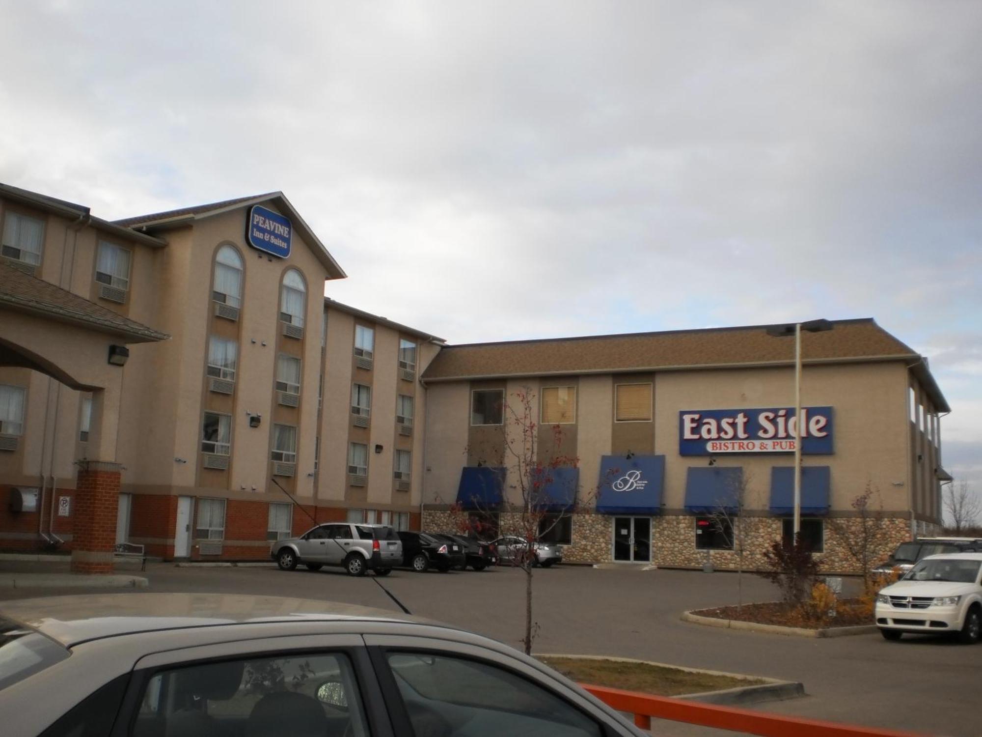 Peavine Inn & Suites High Prairie Dış mekan fotoğraf