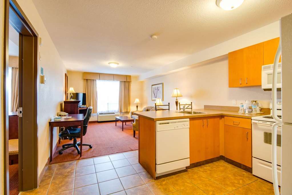 Peavine Inn & Suites High Prairie Oda fotoğraf