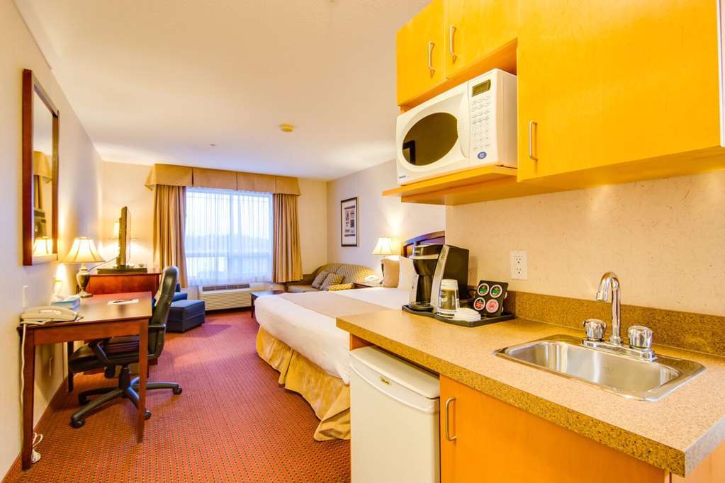 Peavine Inn & Suites High Prairie Oda fotoğraf