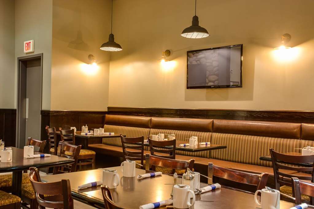 Peavine Inn & Suites High Prairie Restoran fotoğraf