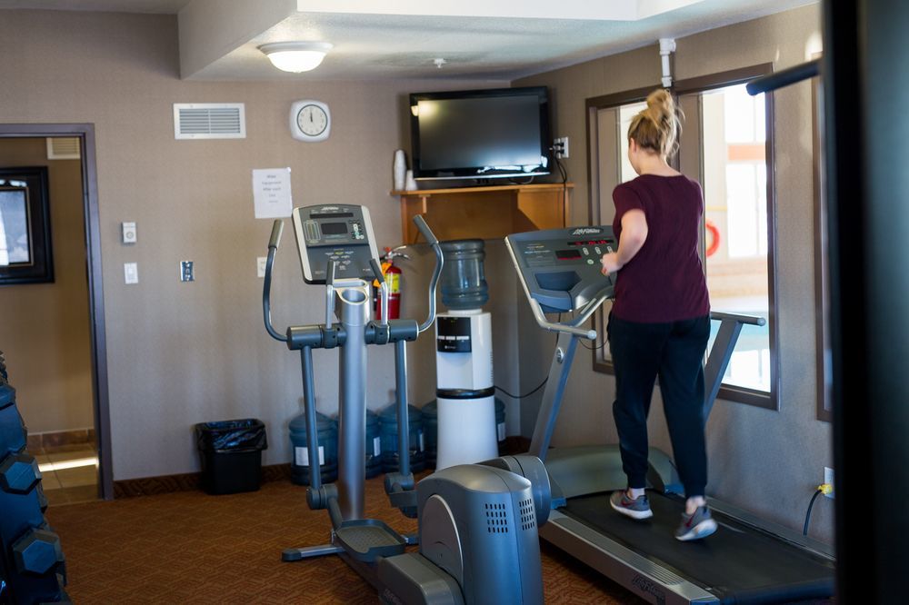 Peavine Inn & Suites High Prairie Dış mekan fotoğraf
